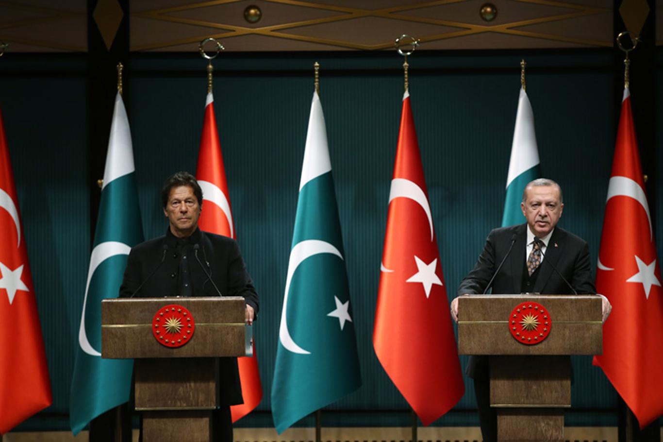 Erdoğan: Türkiye-Pakistan-Afganistan üçlü İstanbul zirvesi devam edecek